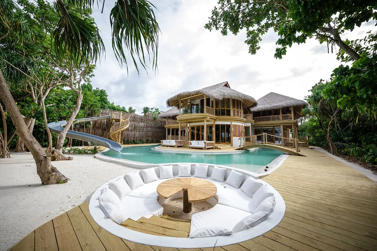 Soneva Fushi treehouse villa Maldives