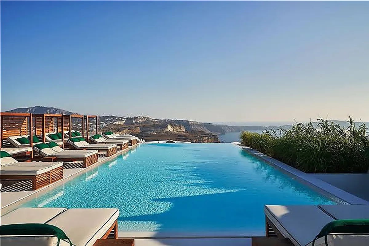Katikies Hotel — luxury hotel in Oia, Santorini