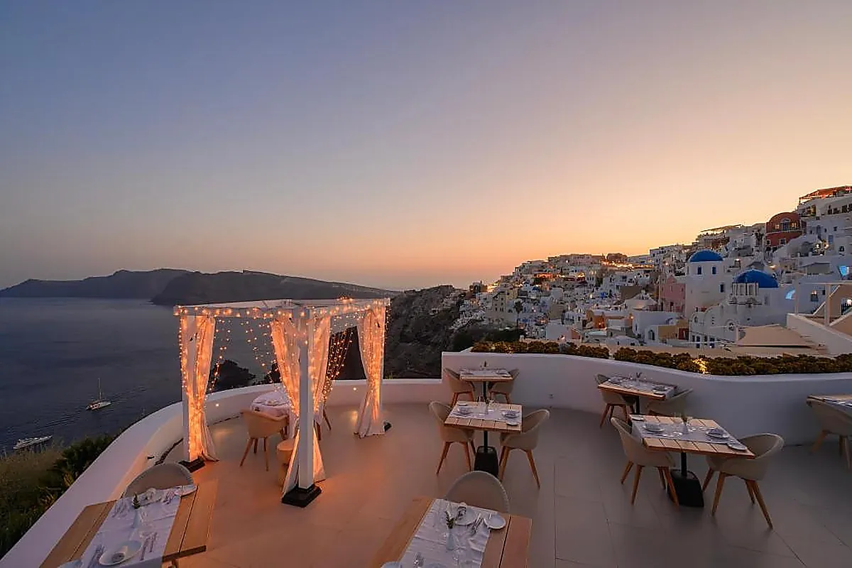 Aspaki by Art Maisons — luxury hotel in Oia, Santorini