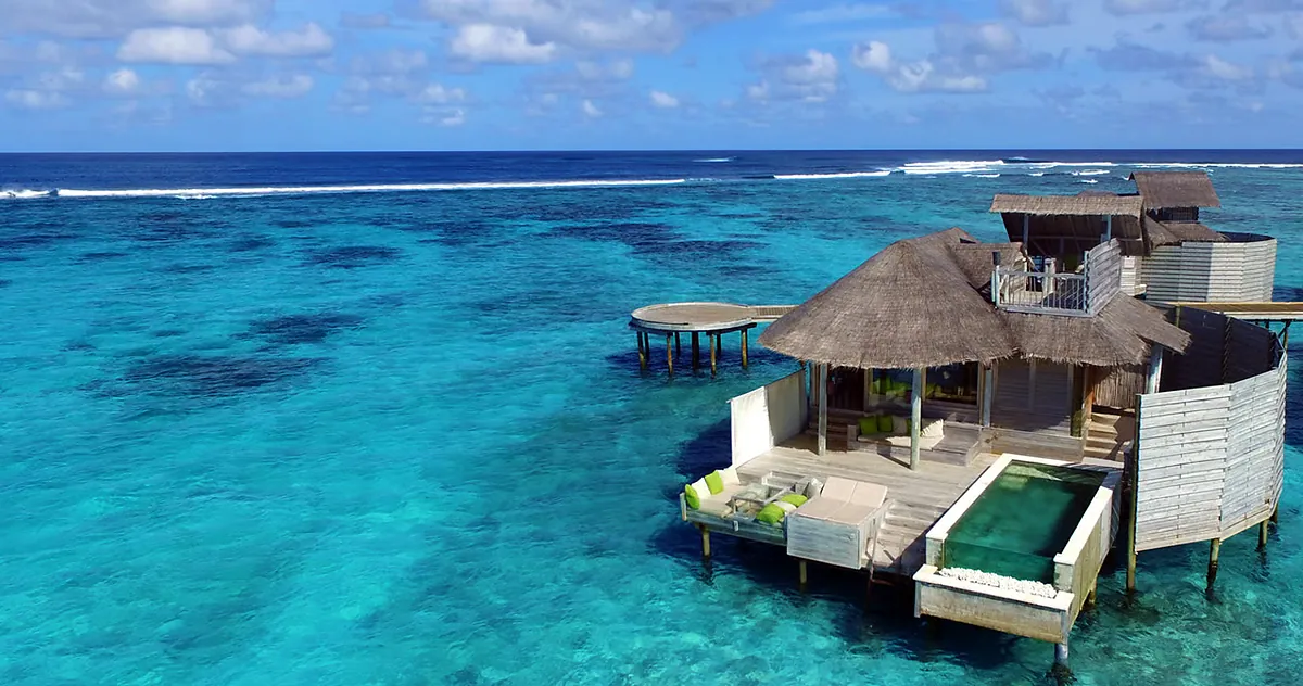 Six Senses Laamu overwater villa, Laamu Atoll