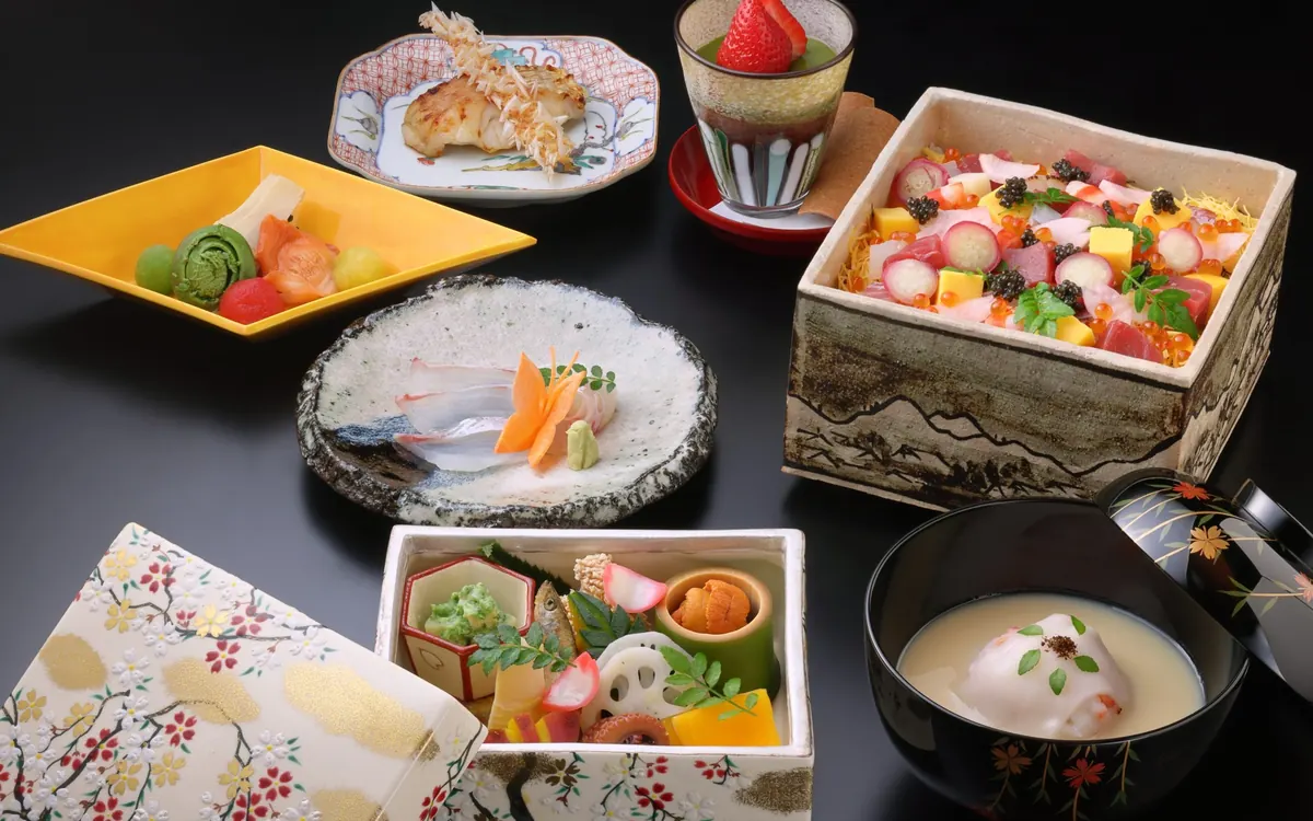 HOSHINOYA Kyoto, hanami zen special kaiseki dinner, Kyoto
