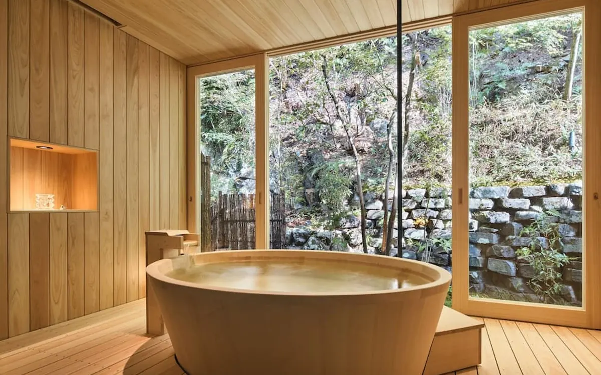 Nishimuraya Honkan, private hinoki cypress bath, Kinosaki Onsen