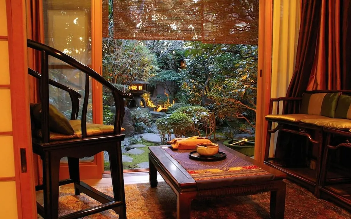Seikoro Ryokan, inner garden view from the lounge, Kyoto