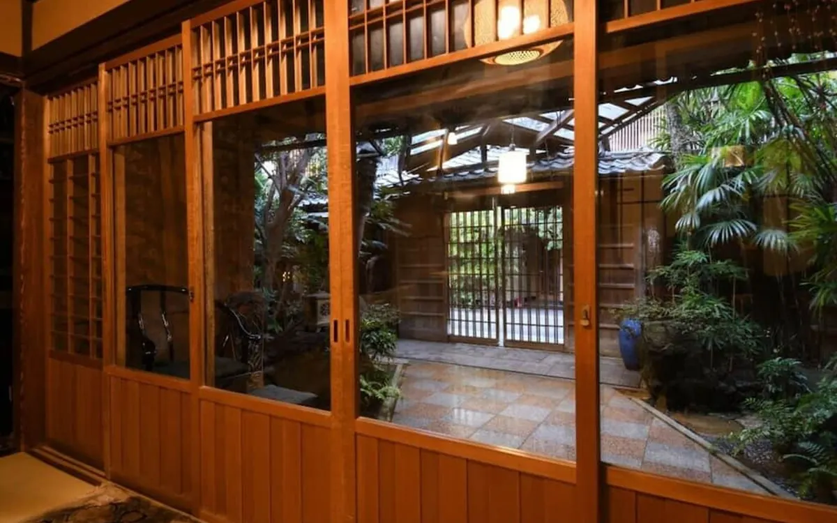Seikoro Ryokan, garden corridor with courtyard view, Kyoto