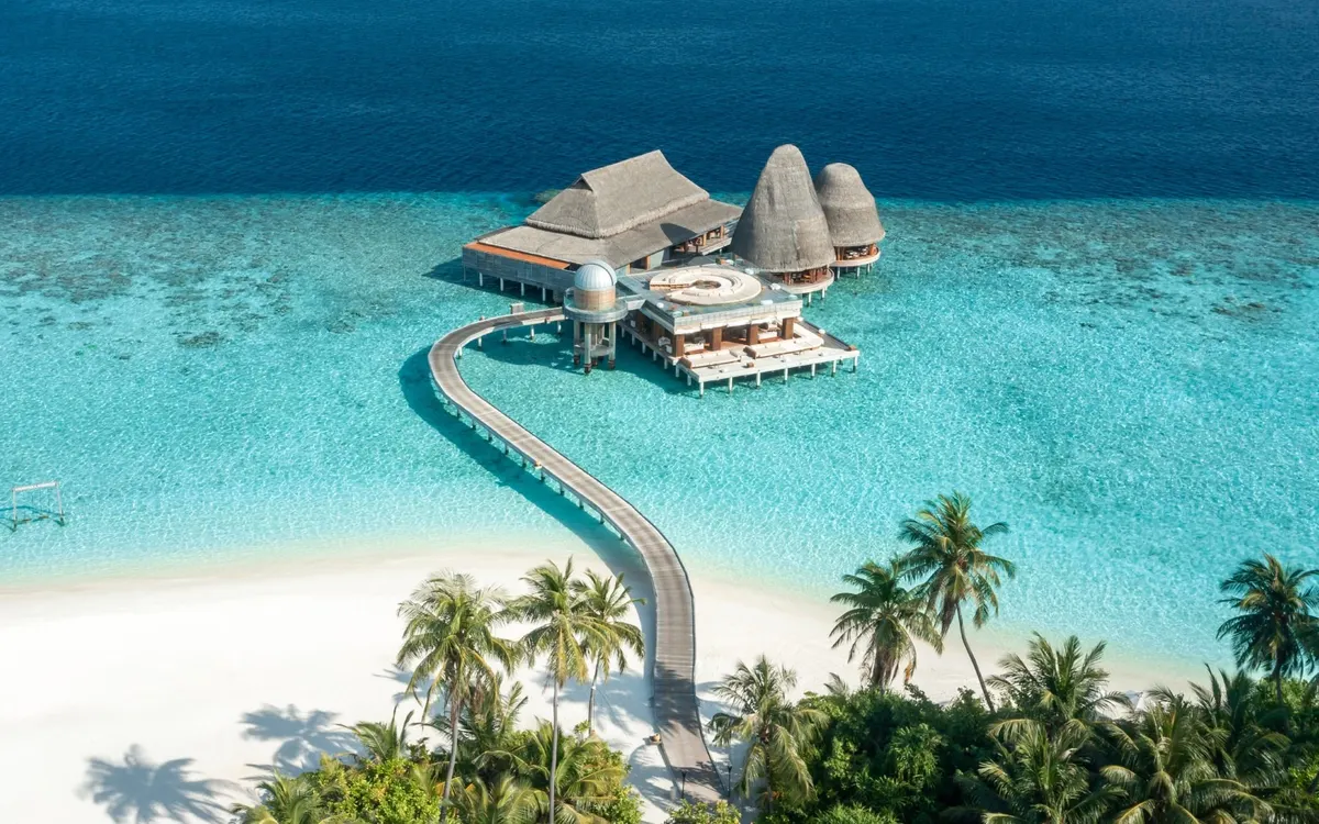SEA, photograph 4, Anantara Kihavah Maldives Villas, Baa Atoll