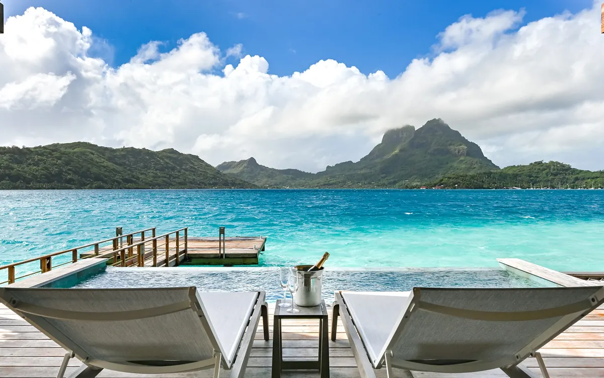 Le Bora Bora by Pearl Resorts, photograph 4, Motu Tevairoa, west side