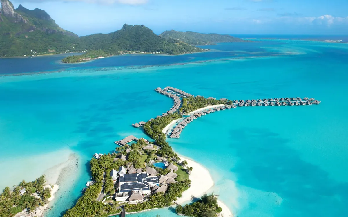 Bora Bora lagoon