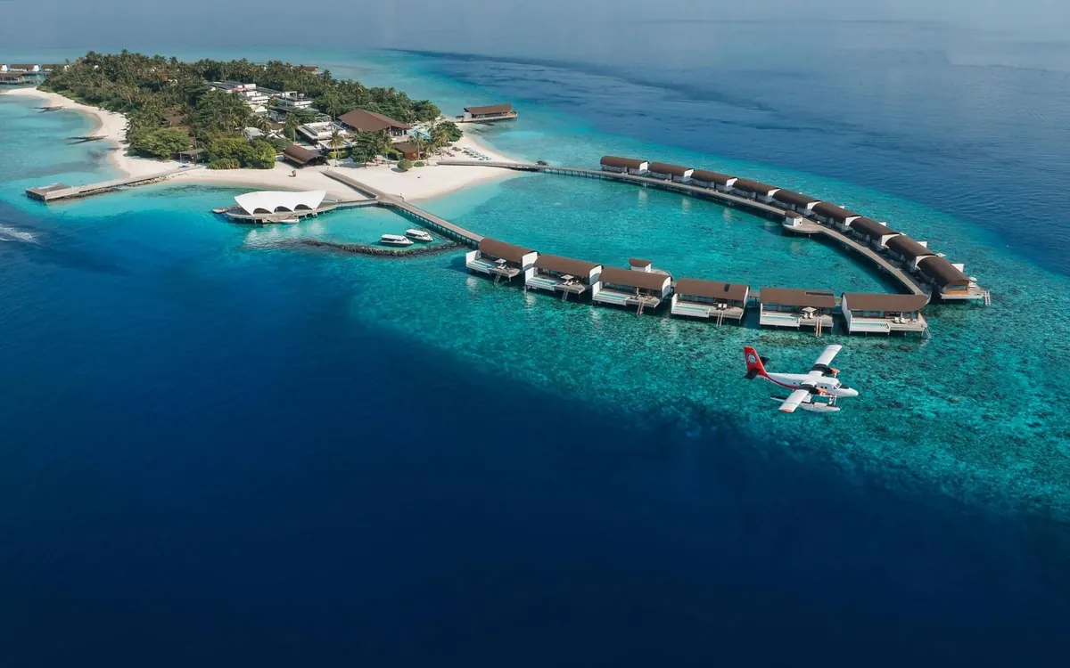 The Westin Maldives Miriandhoo Resort, photograph 1, Baa Atoll