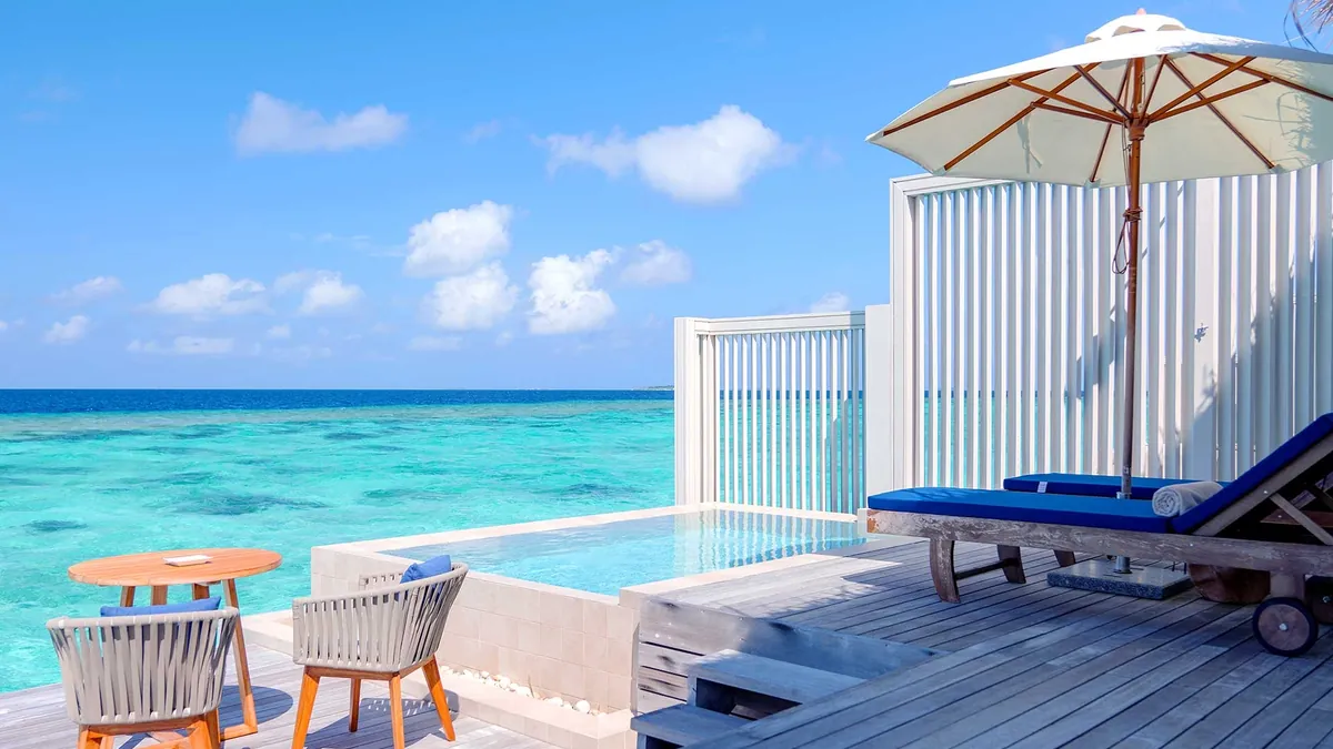 Baglioni Maldives, resort photograph 2 of 5, Dhaalu Atoll, Maldives