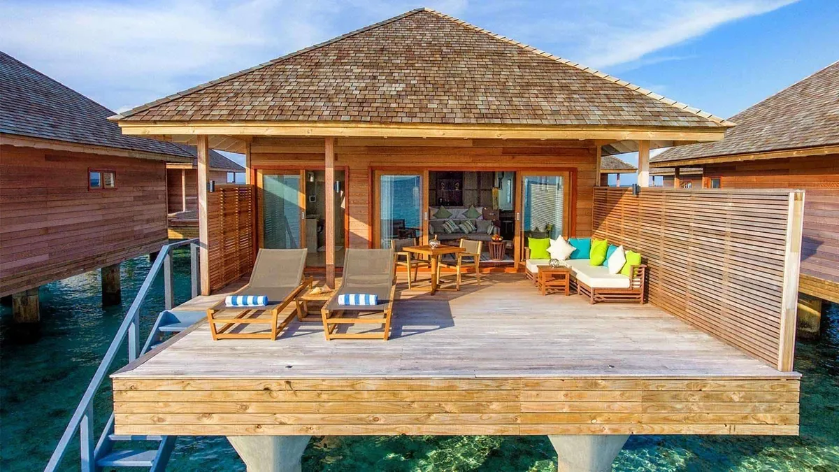Hurawalhi Island Resort, resort photograph 2 of 5, Lhaviyani Atoll, Maldives