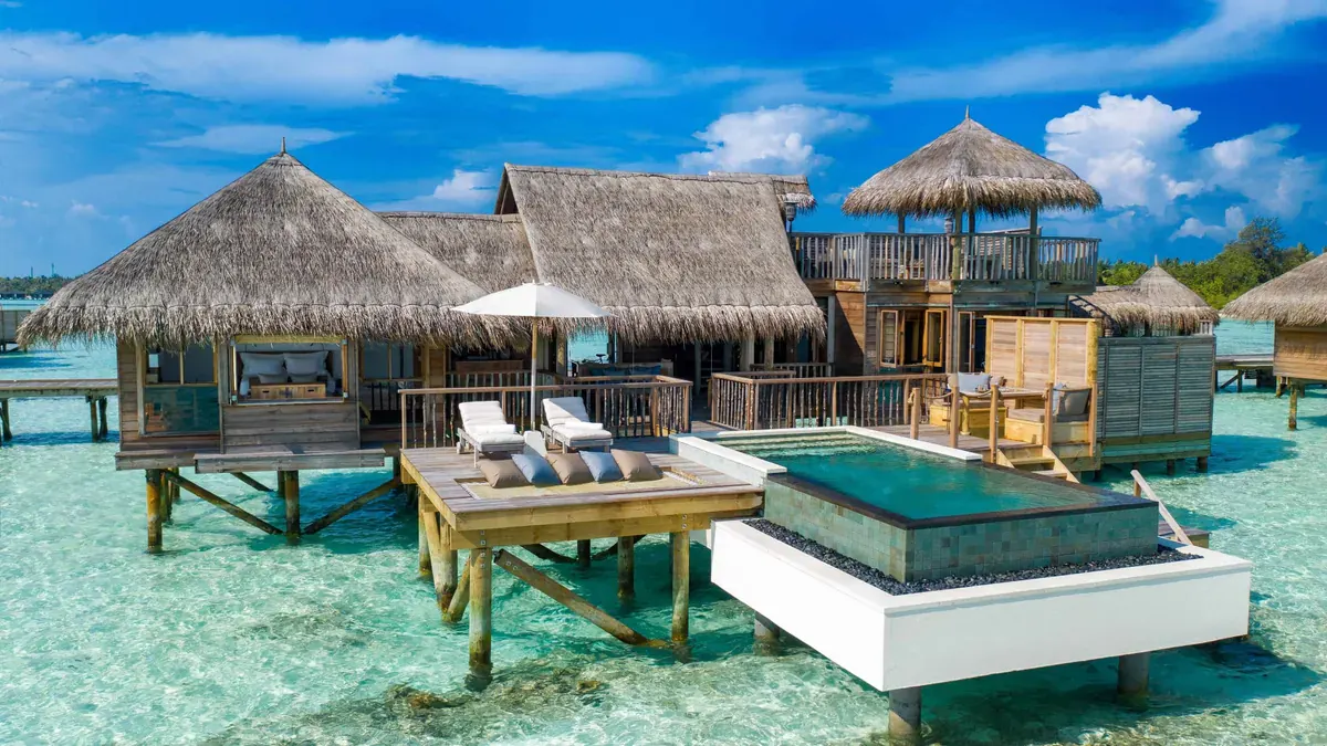 Overwater villa with pool at Gili Lankanfushi