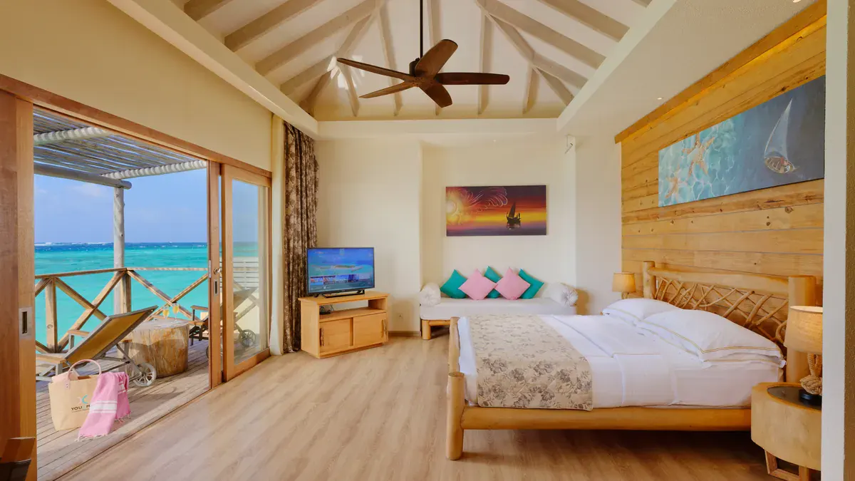 Aqua Suite bedroom at You & Me by Cocoon