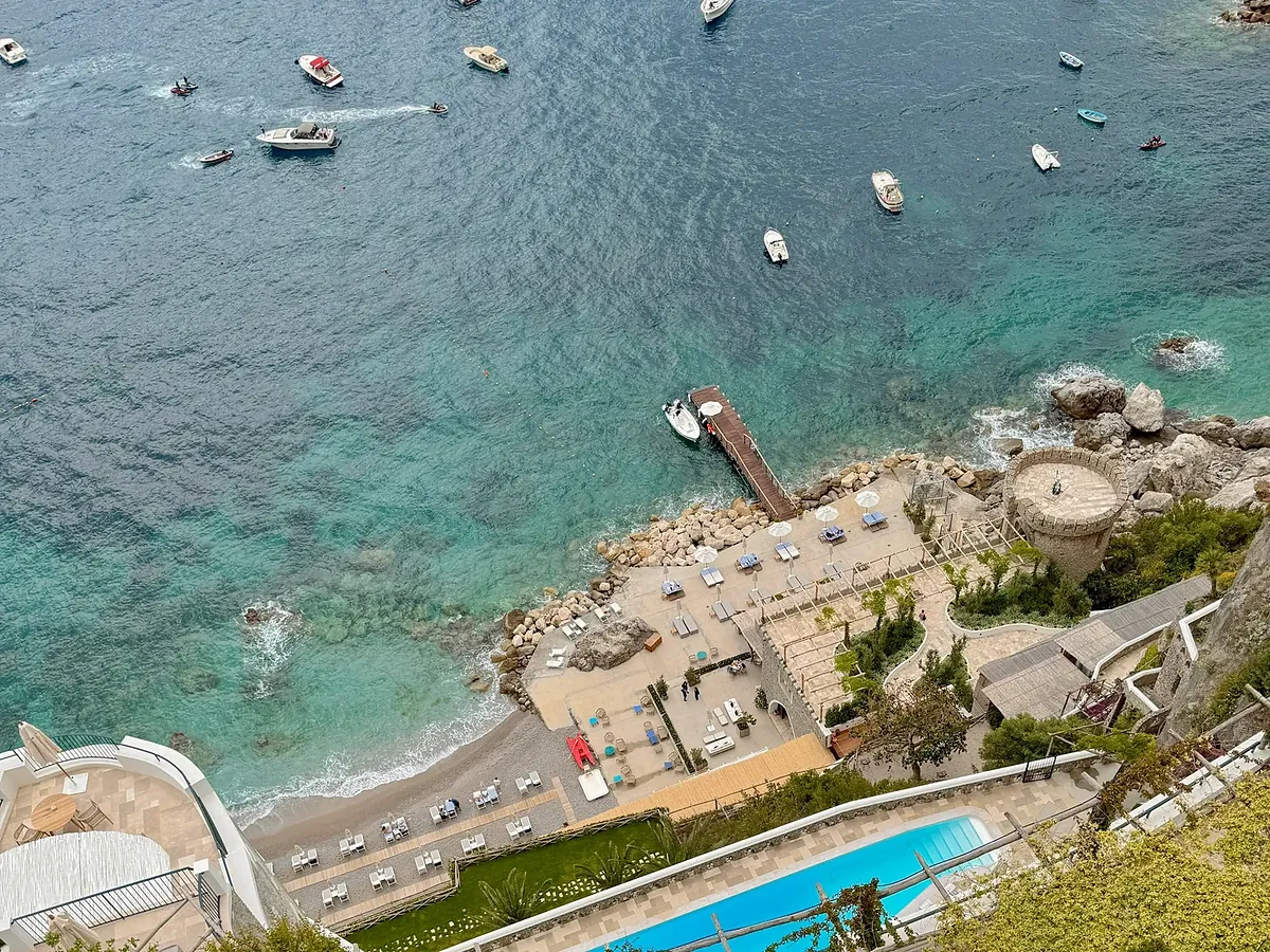 Borgo Santandrea between Amalfi and Conca dei Marini, frame 4