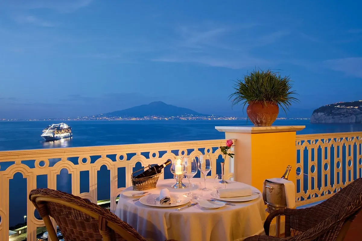 Grand Hotel Excelsior Vittoria in Sorrento, frame 4