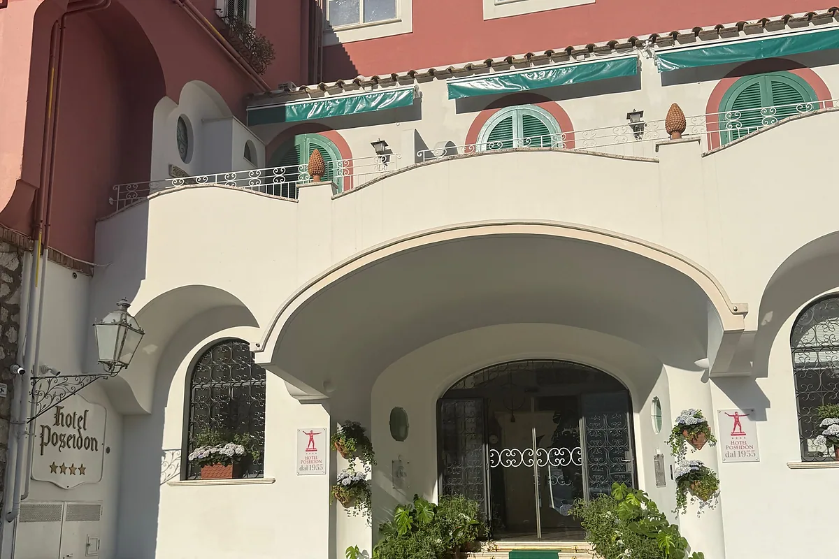 Hotel Poseidon Positano, Positano, Amalfi Coast: arrival, grounds and architecture, photographed for Luxury Hotel Compare