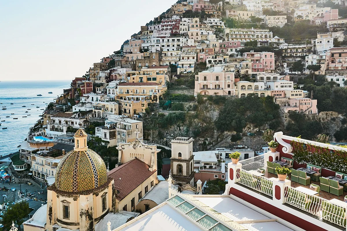 Le Sirenuse, Positano, Amalfi Coast: arrival, grounds and architecture, photographed for Luxury Hotel Compare