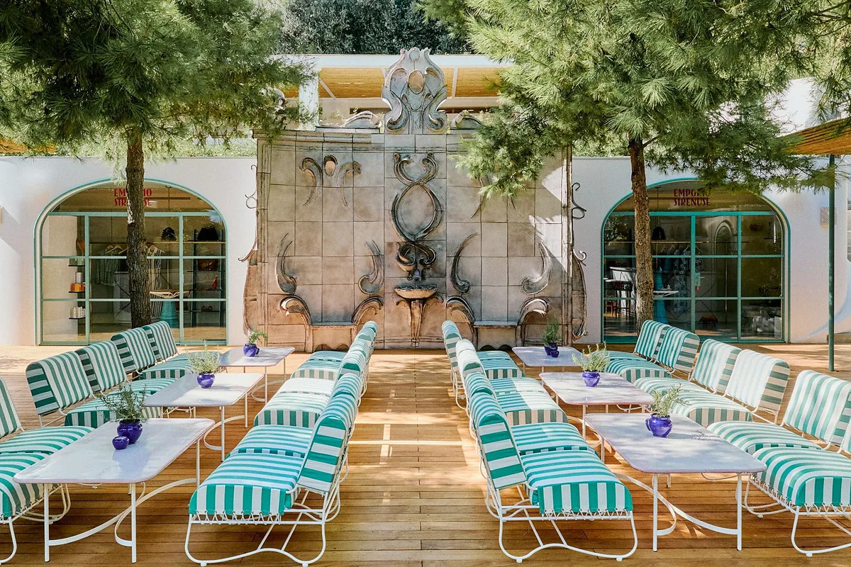 Le Sirenuse, Positano, Amalfi Coast: restaurant, bar and dining terrace, photographed for Luxury Hotel Compare