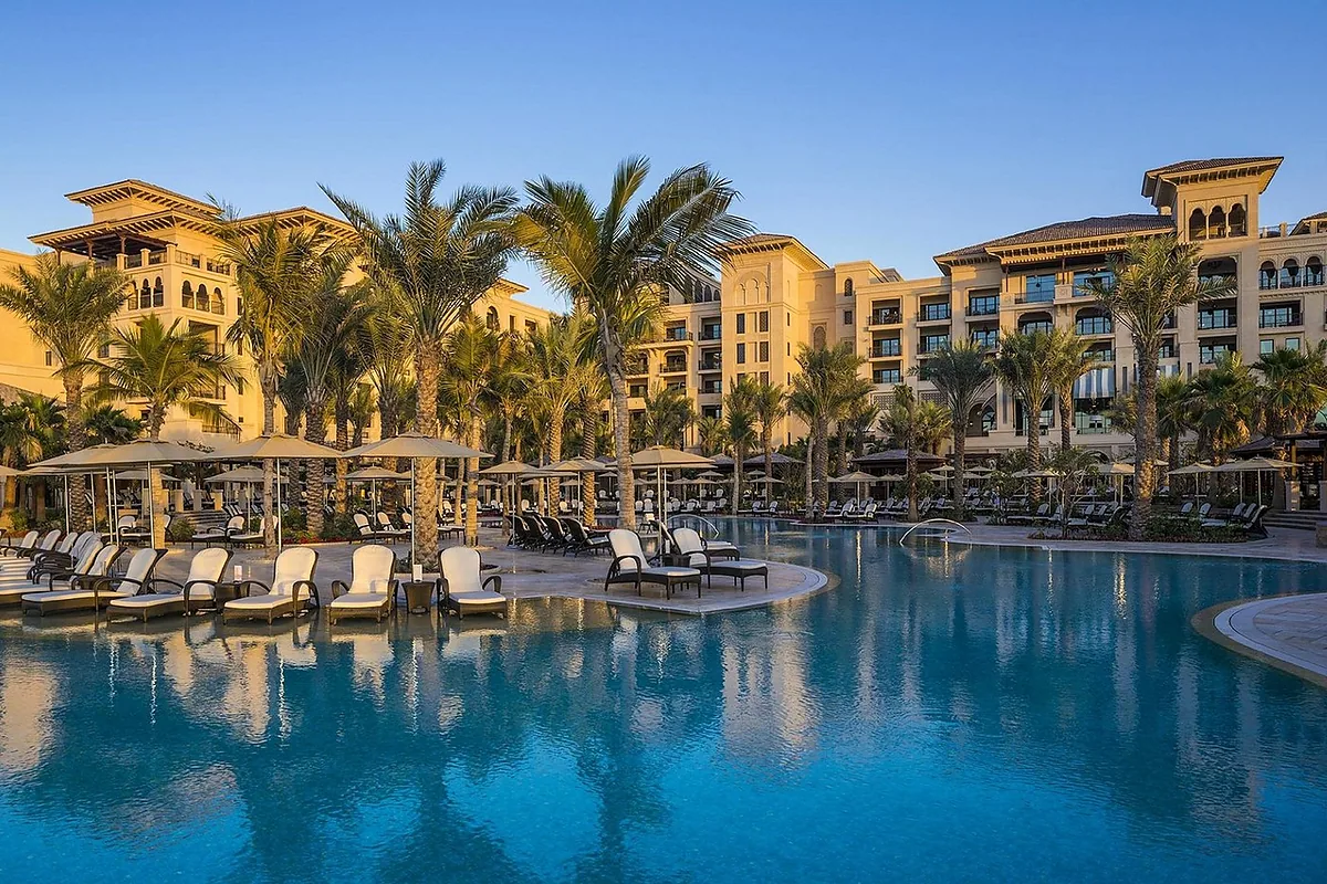 Four Seasons Resort Dubai at Jumeirah Beach, DIFC, Dubai: pool and spa, photographed for Luxury Hotel Compare