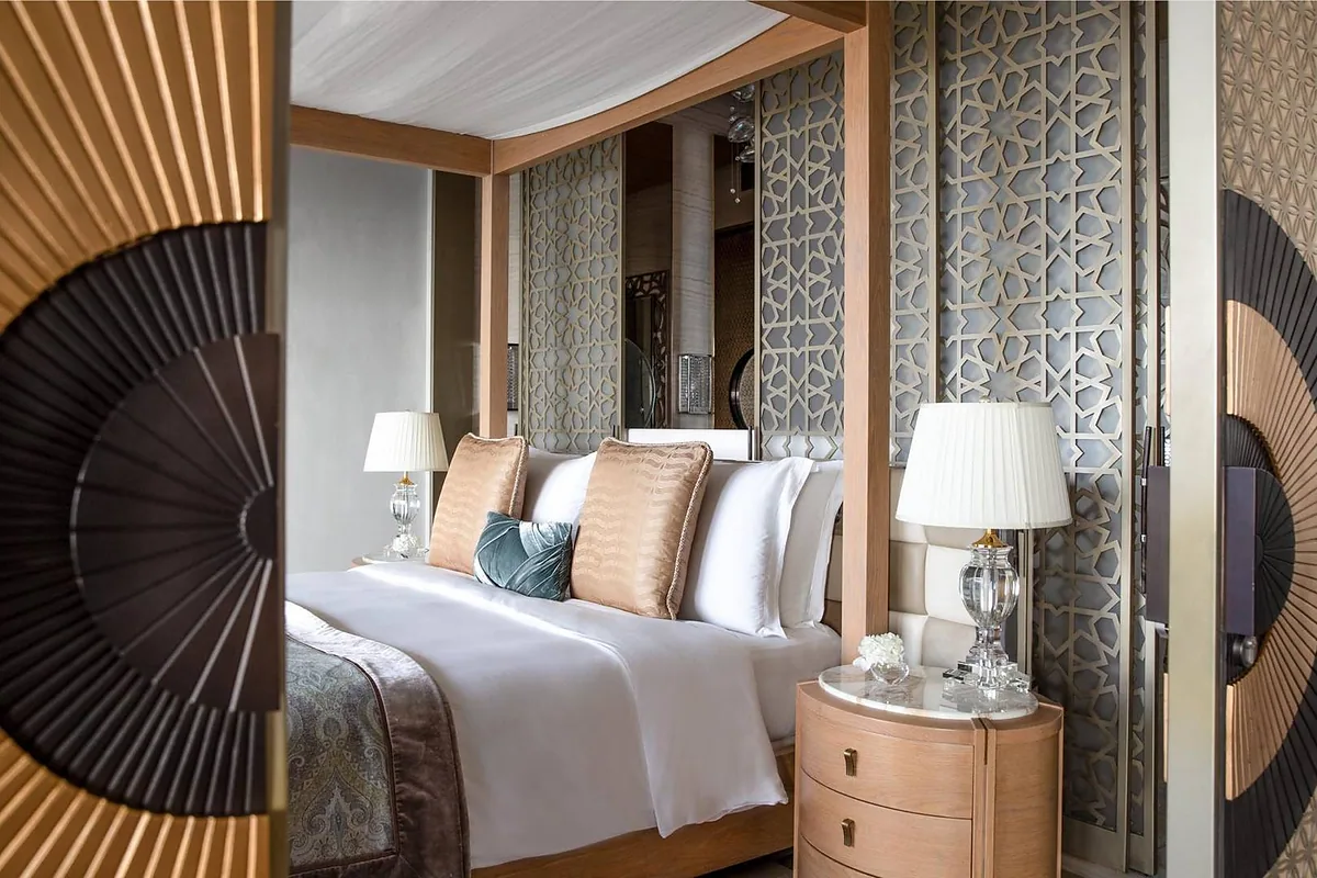 Jumeirah Al Naseem, Jumeirah Beach, Dubai: guest room interior, photographed for Luxury Hotel Compare