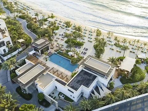 Jumeirah Al Naseem hotel with Burj Al Arab views