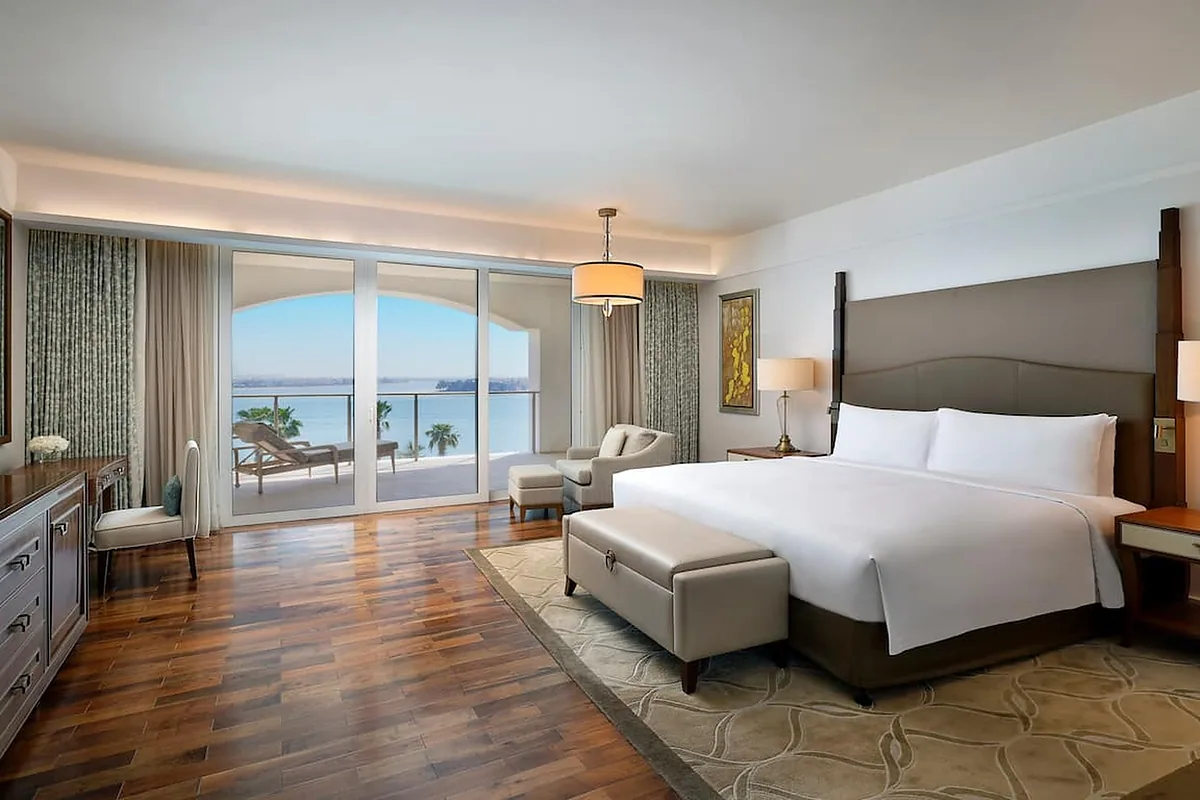 Waldorf Astoria Palm Jumeirah, Palm Jumeirah, Dubai: guest room interior, photographed for Luxury Hotel Compare