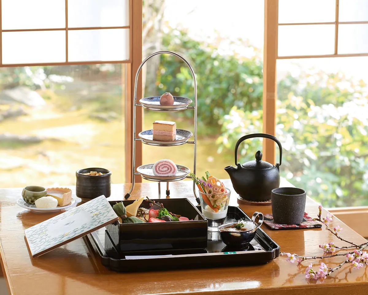 Suiran Kyoto, an afternoon tea tray and teapot at the window, Kyoto