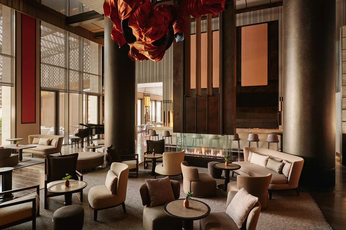Aman New York, Midtown, New York: restaurant, bar and dining terrace, photographed for Luxury Hotel Compare