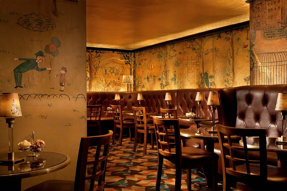 The Carlyle, A Rosewood Hotel, Upper East Side, New York: restaurant, bar and dining terrace, photographed for Luxury Hotel Compare
