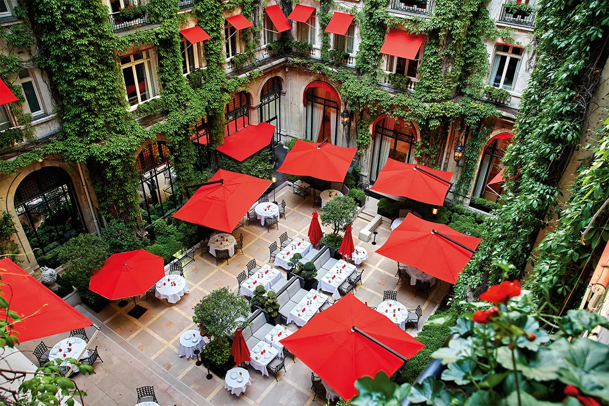 Hotel Plaza Athénée