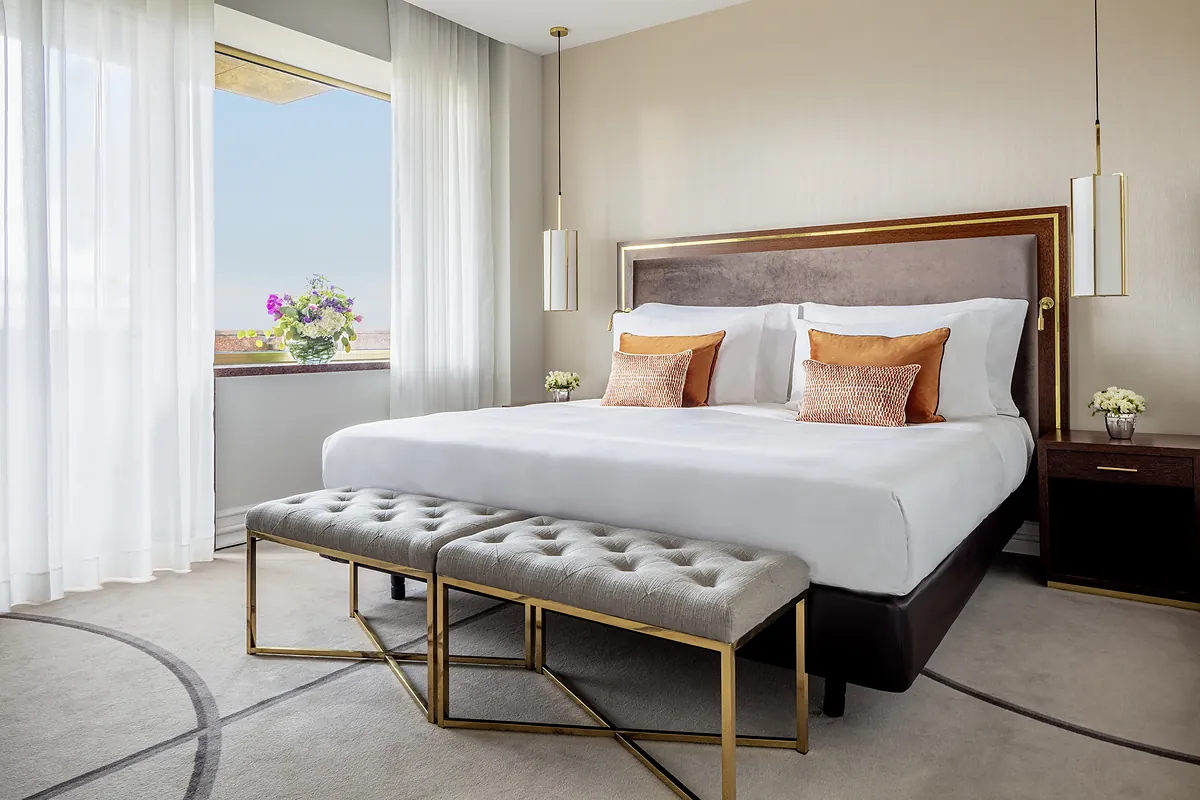 Guest bedroom at Tivoli Avenida Liberdade Lisboa