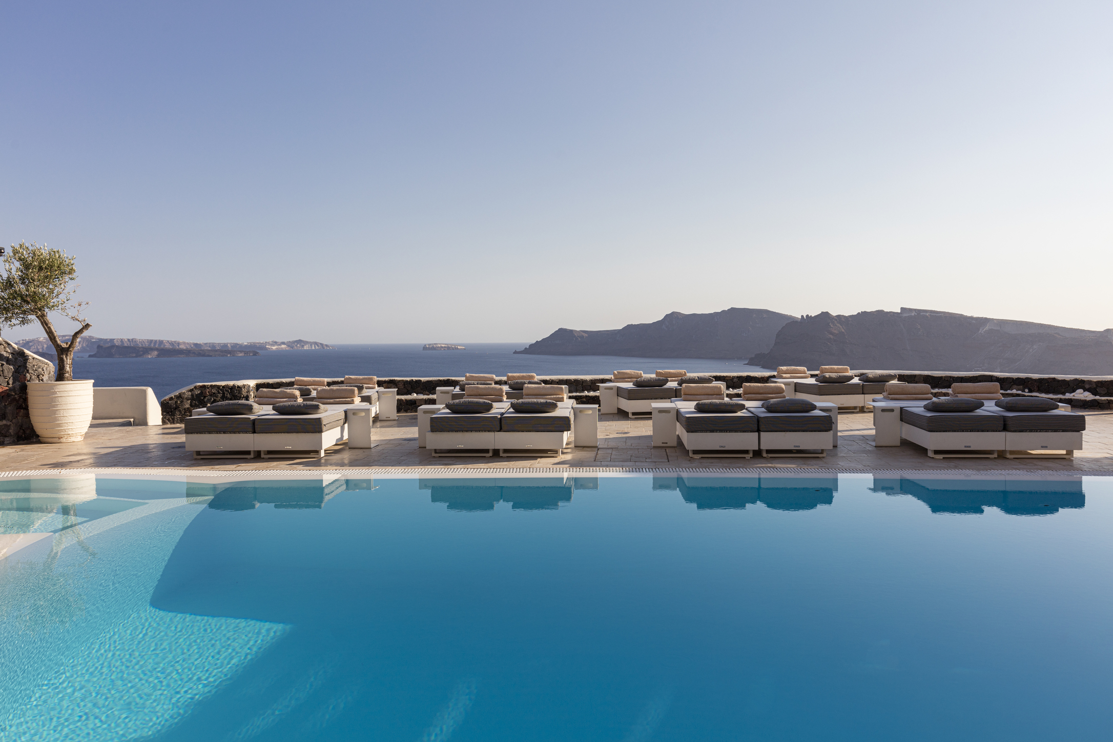 Canaves Oia Suites & Spa