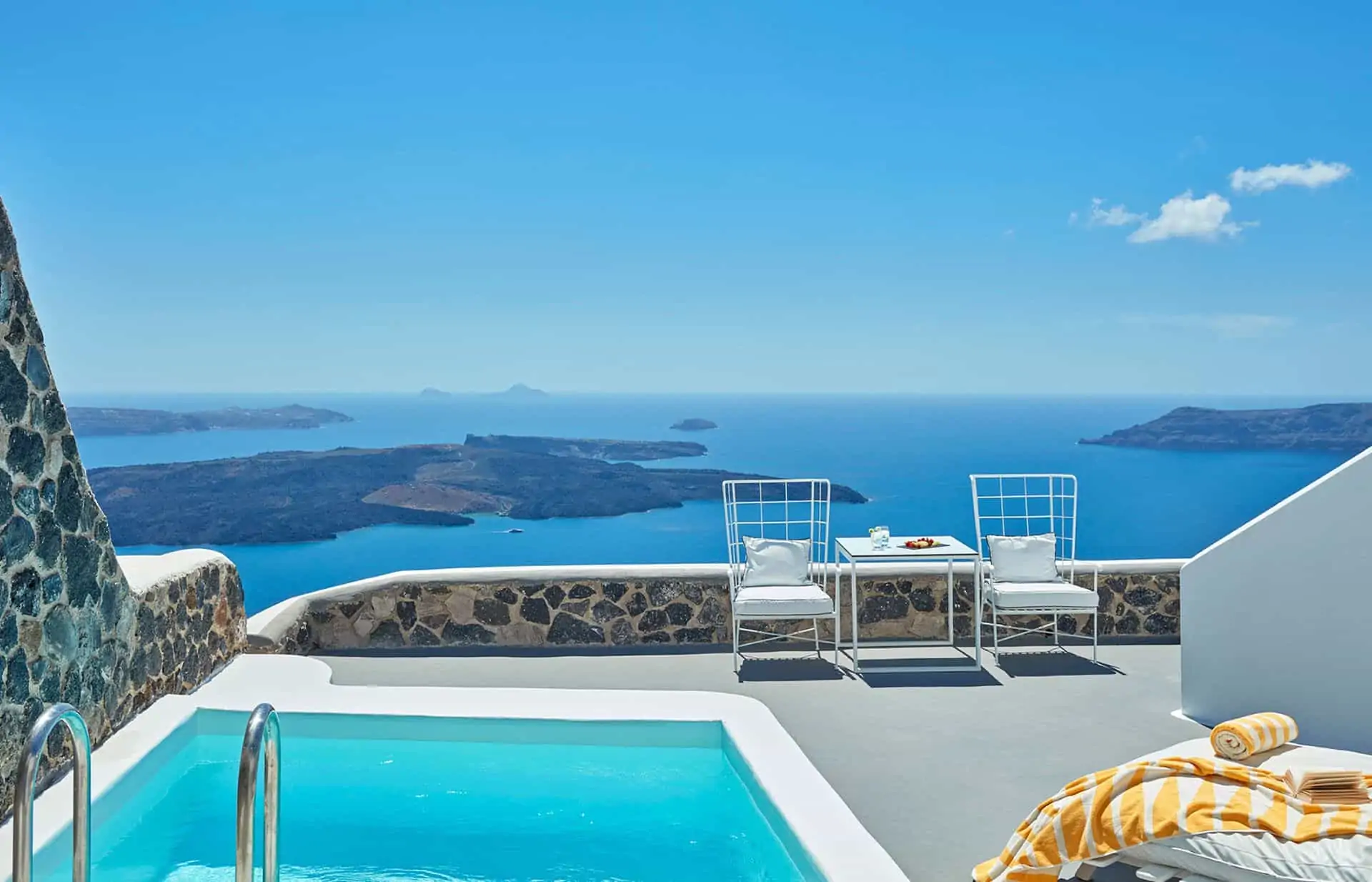 Chromata Hotel