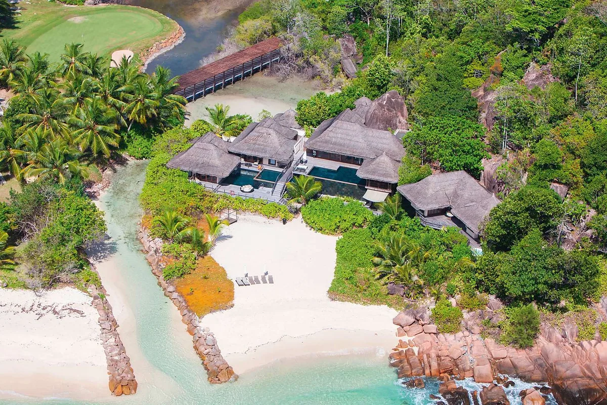 Constance Lémuria in north west Praslin, Seychelles: arrival, grounds and architecture