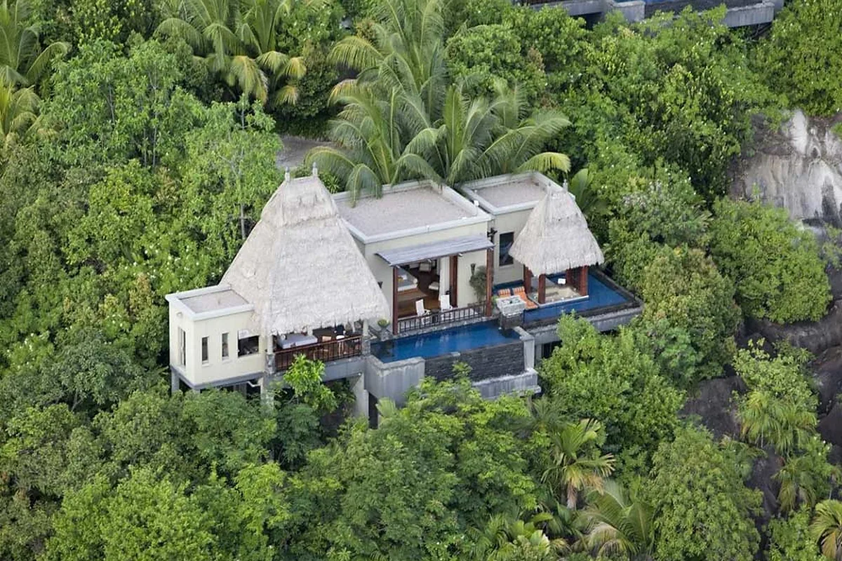 Anantara Maia Seychelles Villas in south west Mahé, Seychelles: arrival, grounds and architecture