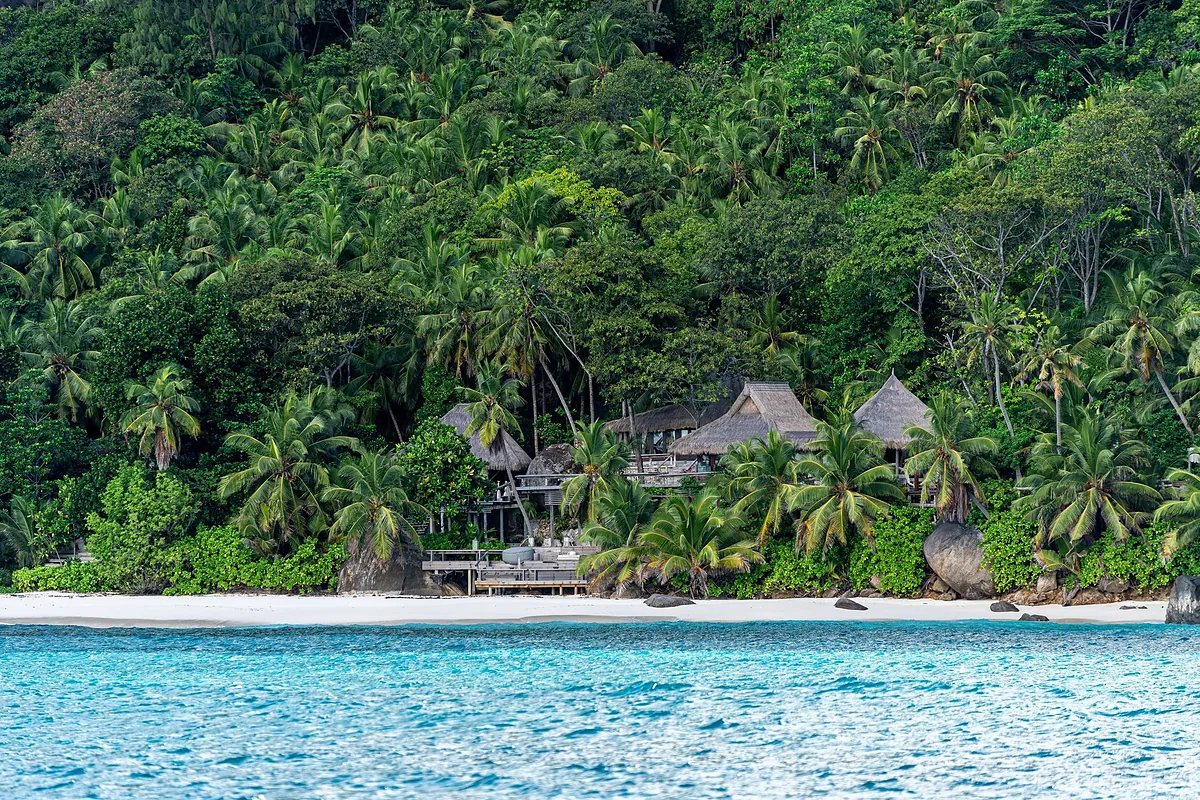 North Island in 30 minutes by helicopter from Mahé, Seychelles: arrival, grounds and architecture