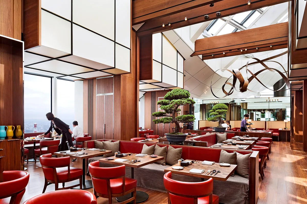 Andaz Tokyo Toranomon Hills, Toranomon Hills, Tokyo: restaurant, bar and dining terrace, photographed for Luxury Hotel Compare