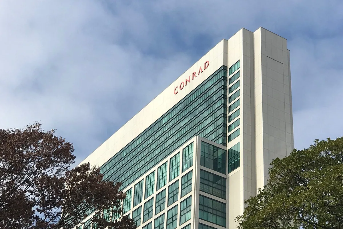 Conrad Tokyo, Shimbashi, Tokyo: arrival, grounds and architecture, photographed for Luxury Hotel Compare