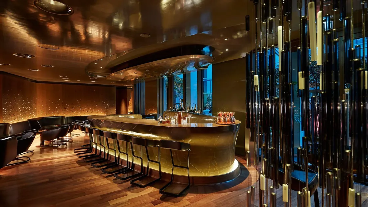 The Rue Saint-Honoré facade of Mandarin Oriental Paris