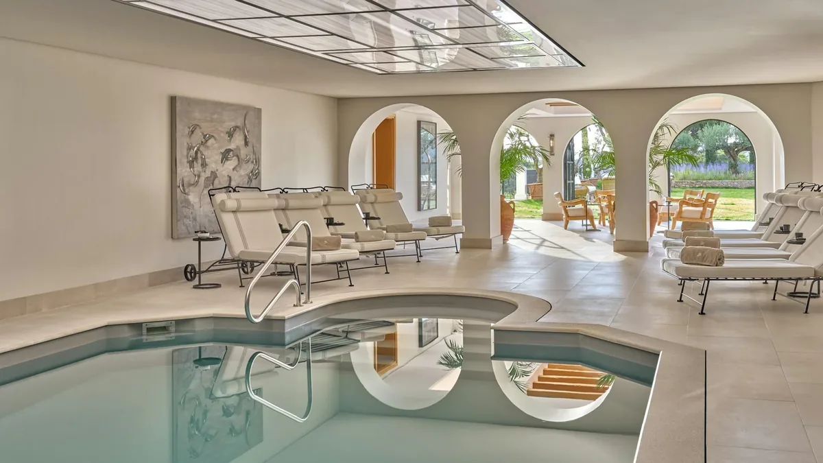 The Airelles Spa by Valmont indoor pool