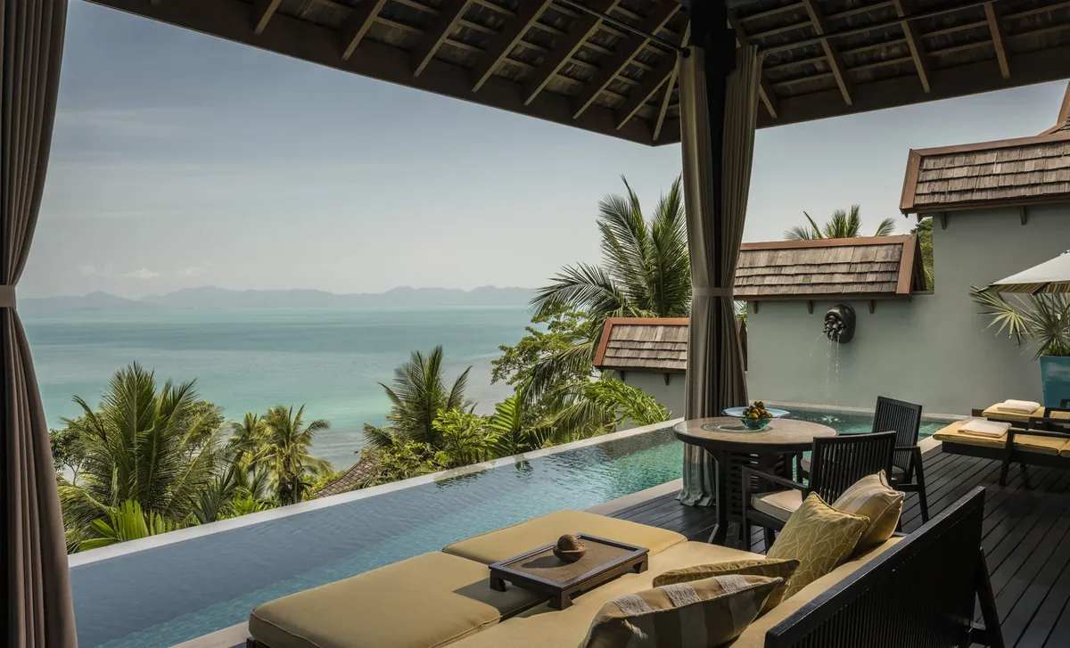 Private hillside pool villa with infinity pool over the Gulf of Thailand