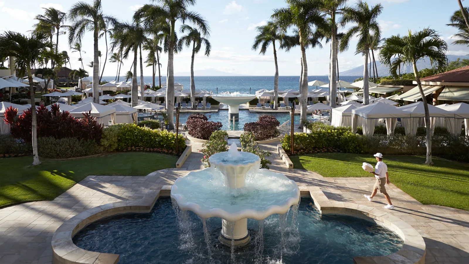 Four Seasons Resort Maui at Wailea courtyard, White Lotus Season 1, Wailea